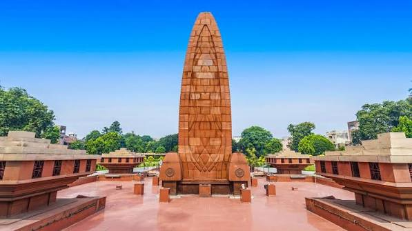 Flame of Liberty memorial at Jallianwala Bagh